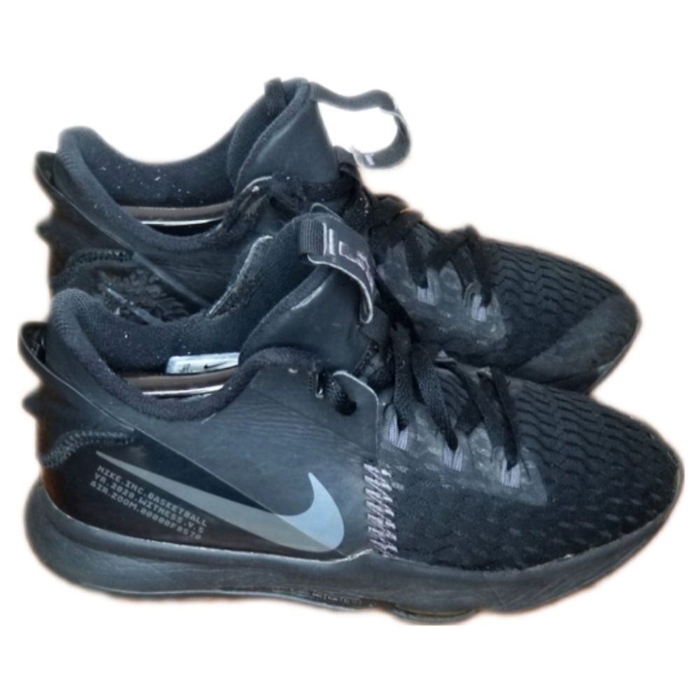 Nike Lebron James Witness V Shoes *send offers*